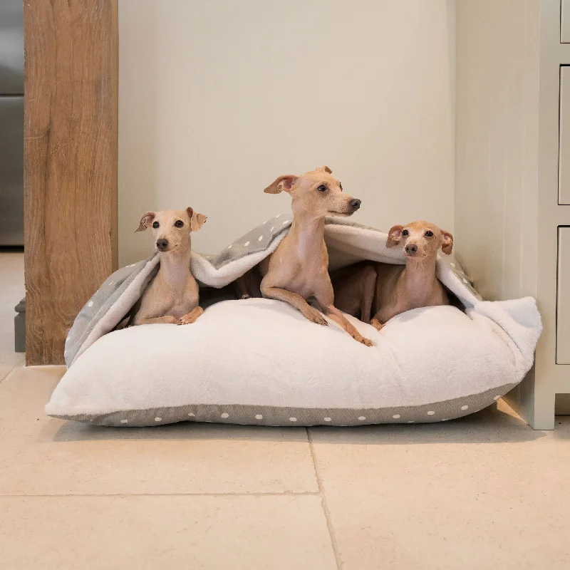 Sleepy Burrows Bed in Grey Spot by Lords & Labradors