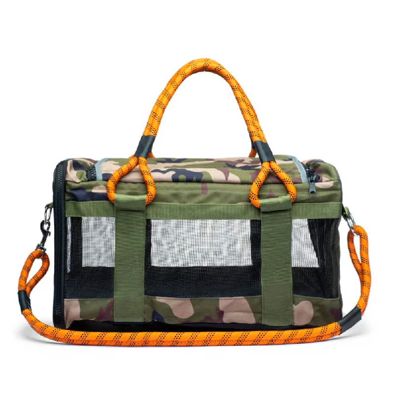 Roverlund Pet Carrier: Camo/Orange